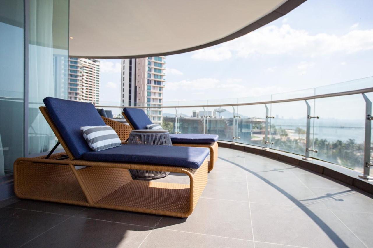 Symphony Of The Sea Hotel Банг Саен Экстерьер фото