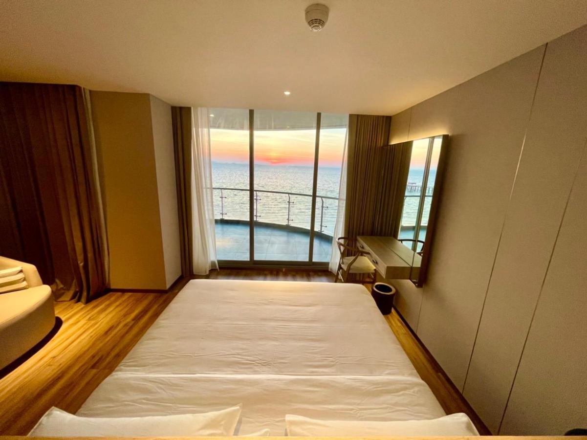 Symphony Of The Sea Hotel Банг Саен Экстерьер фото